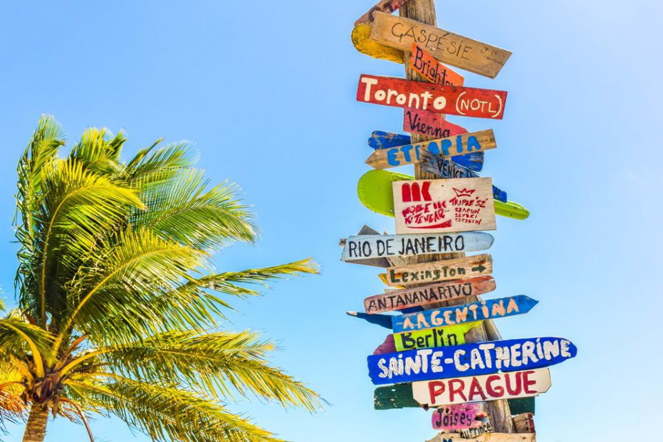 Top 6 Benefits of Being Bilingual