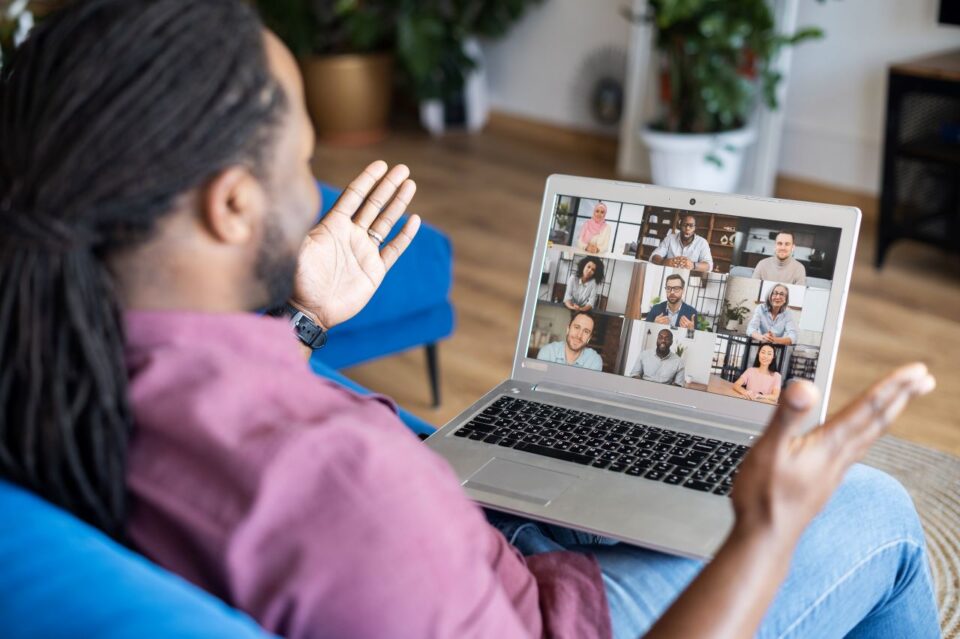 Embracing Tech in HR: The Top 5 Language Learning Apps for Your Business