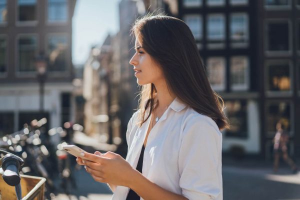 Why You Need to Focus on Phrases, Not Just Words When Learning a Language