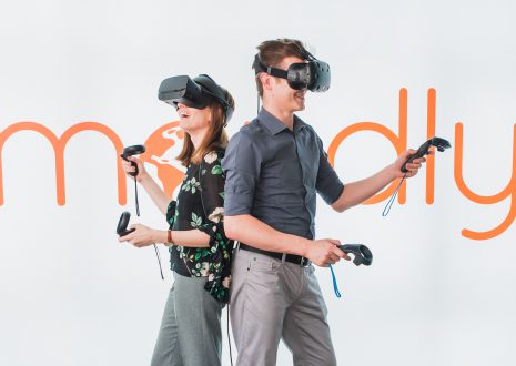 Learn Languages in Virtual Reality with Mondly VR Multiplayer