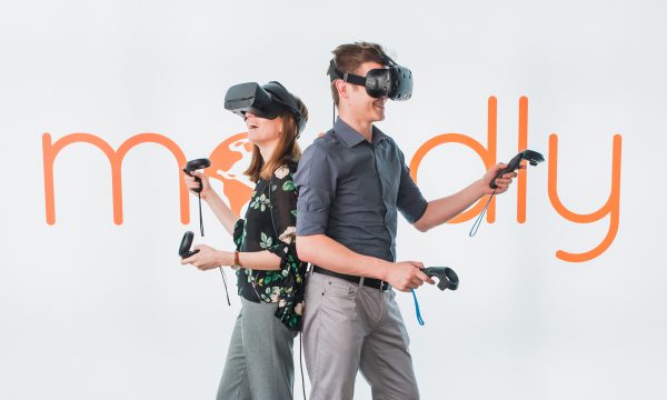 Learn Languages in Virtual Reality with Mondly VR Multiplayer