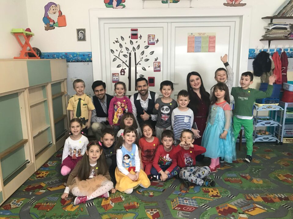 10 Years of Mondly | 10 Stories – Story 3: There’s Soul in a Language 2 Mondly Kids kindergarten